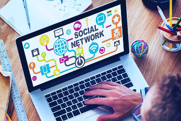 8 Reasons Why Every Business Should Build a Social Media Presence -  Unboxsocial